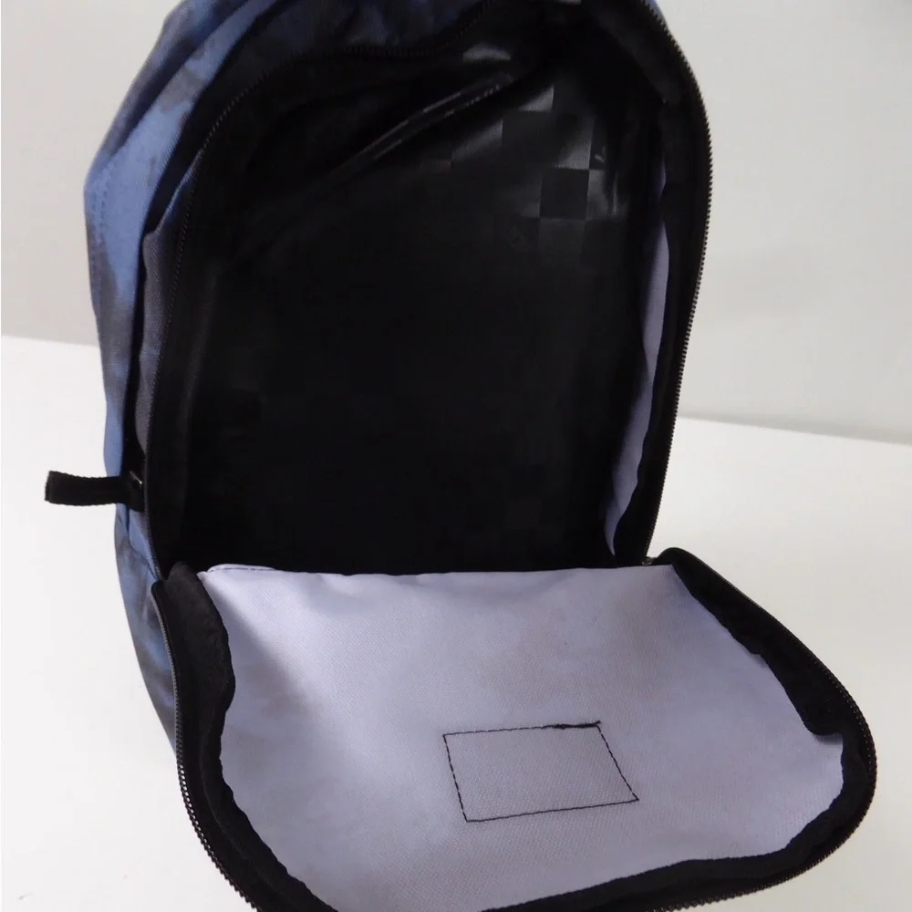 Vans Mini Backpack Bounds Camo Tie Dye Style Women’s Bag NWT - Picture 5 of 7